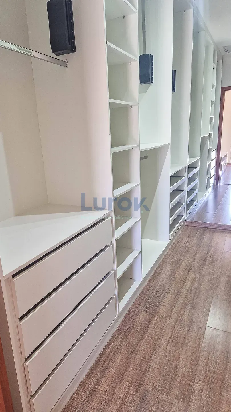 Casa, 3 quartos, 297 m² - Foto 32