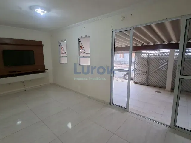 Casa com 200m² 3 quartos e 1 banheiro, à venda, no bairro Jardim das Figueiras em Valinhos
