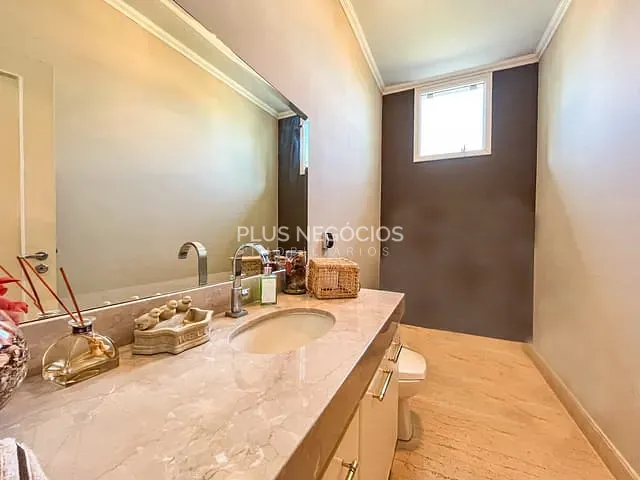 Casa com 799m² 5 quartos e 7 banheiros, à venda, no bairro Vivendas do Lago em Sorocaba