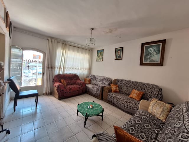 Casa com 250m² 3 quartos e 3 banheiros, à venda, no bairro Vila Santa Maria em São Paulo