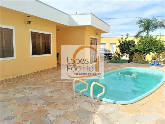 Casa com 299m² 3 quartos e 2 banheiros, à venda, no bairro Nova Cerejeira em Atibaia