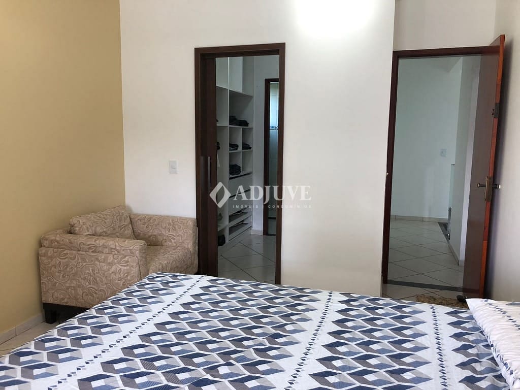 Casa à venda com 3 quartos, 116m² - Foto 14