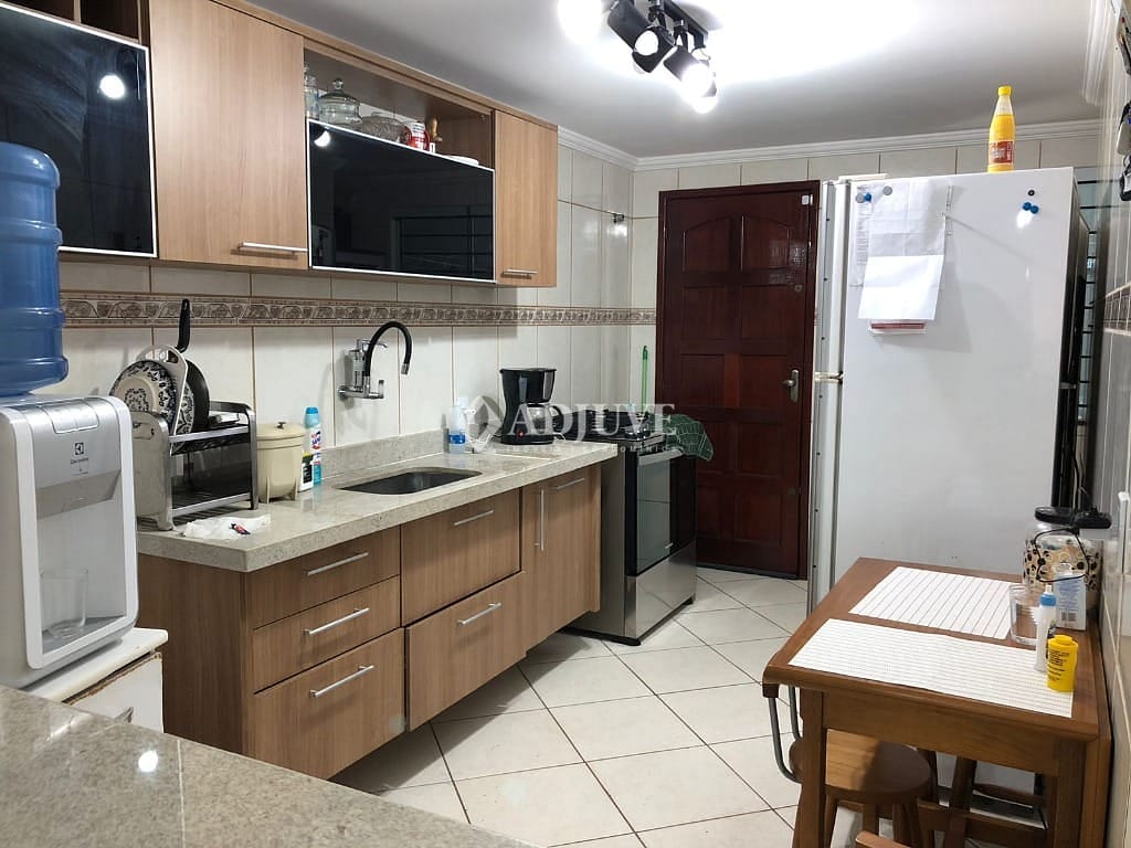 Casa à venda com 3 quartos, 116m² - Foto 4
