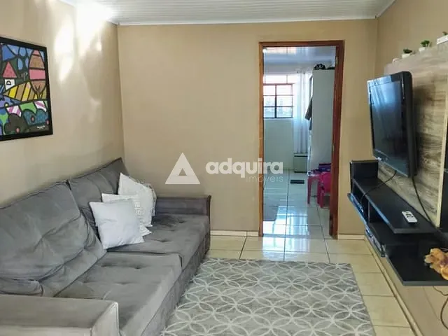 Casa 4 quartos e 3 banheiros, à venda, no bairro Contorno em Ponta Grossa