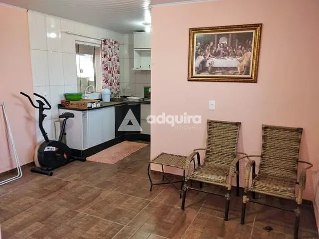 Casa 4 quartos e 3 banheiros, à venda, no bairro Contorno em Ponta Grossa
