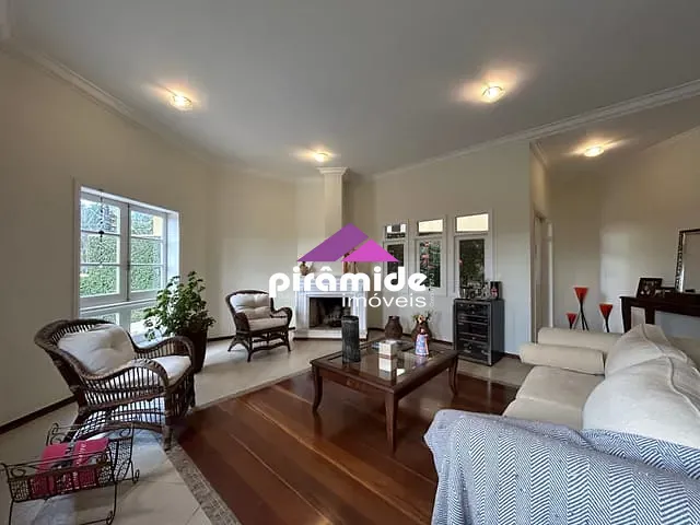 Casa com 402m² 4 quartos e 6 banheiros, à venda, no bairro Jardim Aquárius em São José dos Campos