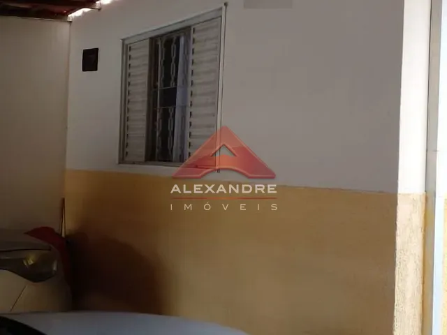 Casa com 125m² 3 quartos e 1 banheiro, à venda, no bairro Campos de São José em São José dos Campos