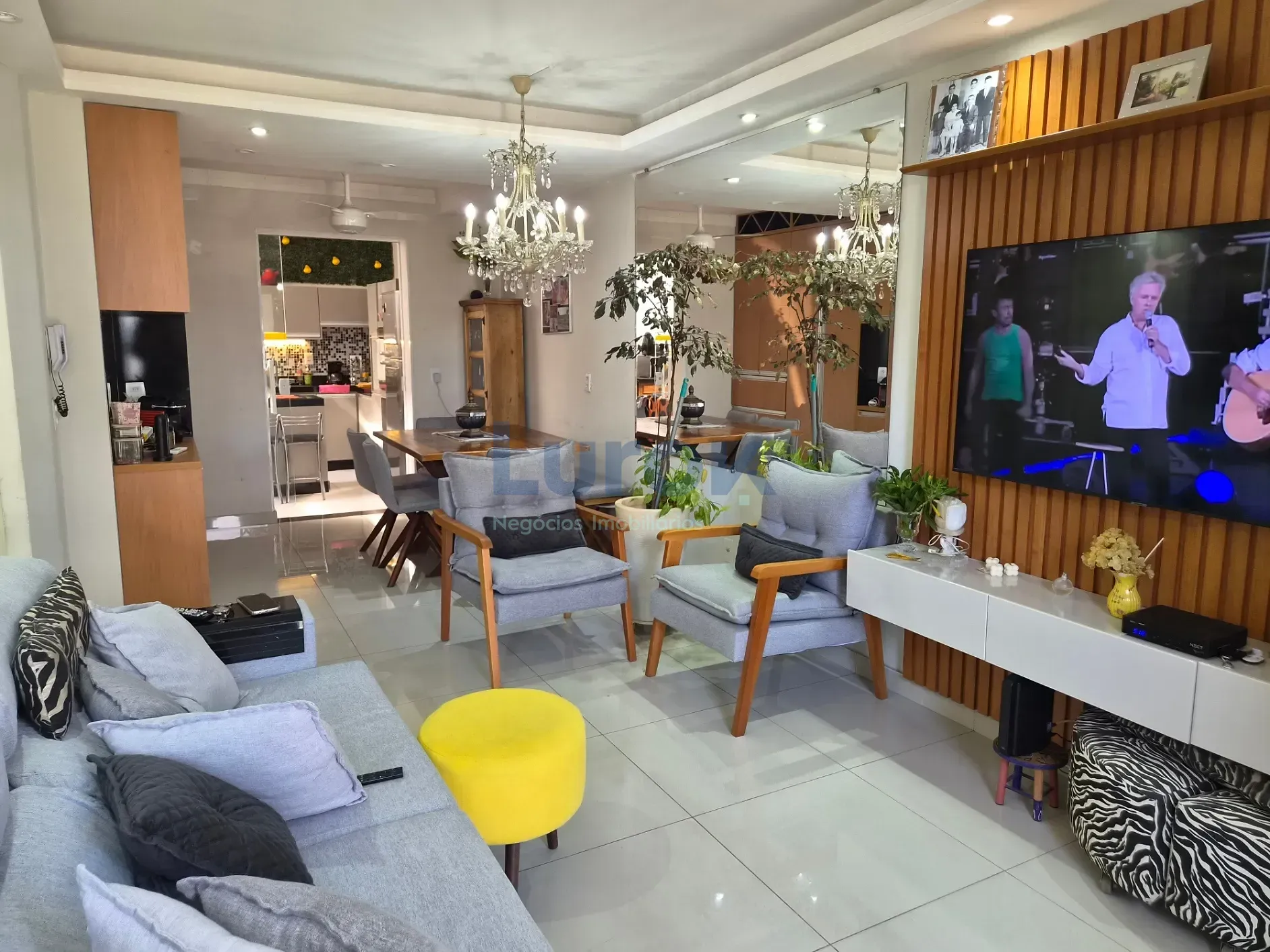 Casa, 2 quartos, 80 m² - Foto 1