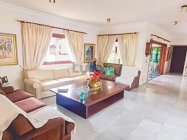 Casa com 680m² 4 quartos e 7 banheiros, à venda, no bairro Jardim Atibaia (Sousas) em Campinas