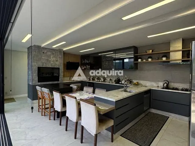 Casa com 380m² 3 quartos e 4 banheiros, à venda ou para alugar, no bairro Jardim Carvalho em Ponta Grossa