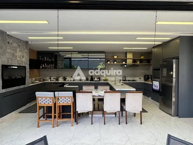 Casa com 380m² 3 quartos e 4 banheiros, à venda ou para alugar, no bairro Jardim Carvalho em Ponta Grossa