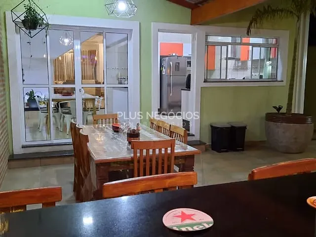 Casa com 200m² 3 quartos e 2 banheiros, à venda, no bairro Jardim Piazza di Roma em Sorocaba