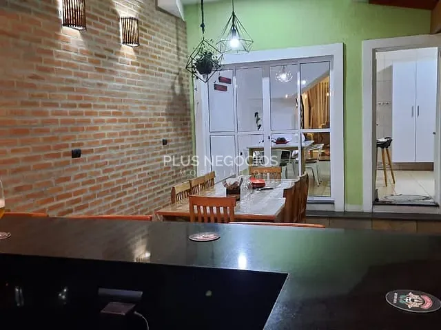 Casa com 200m² 3 quartos e 2 banheiros, à venda, no bairro Jardim Piazza di Roma em Sorocaba