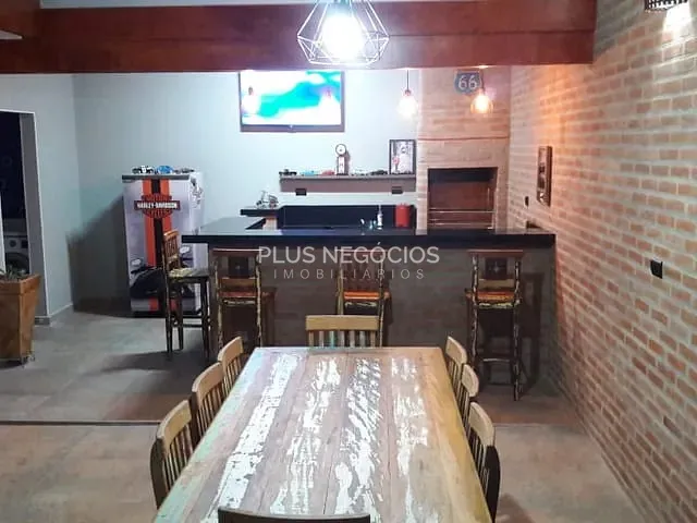 Casa com 200m² 3 quartos e 2 banheiros, à venda, no bairro Jardim Piazza di Roma em Sorocaba