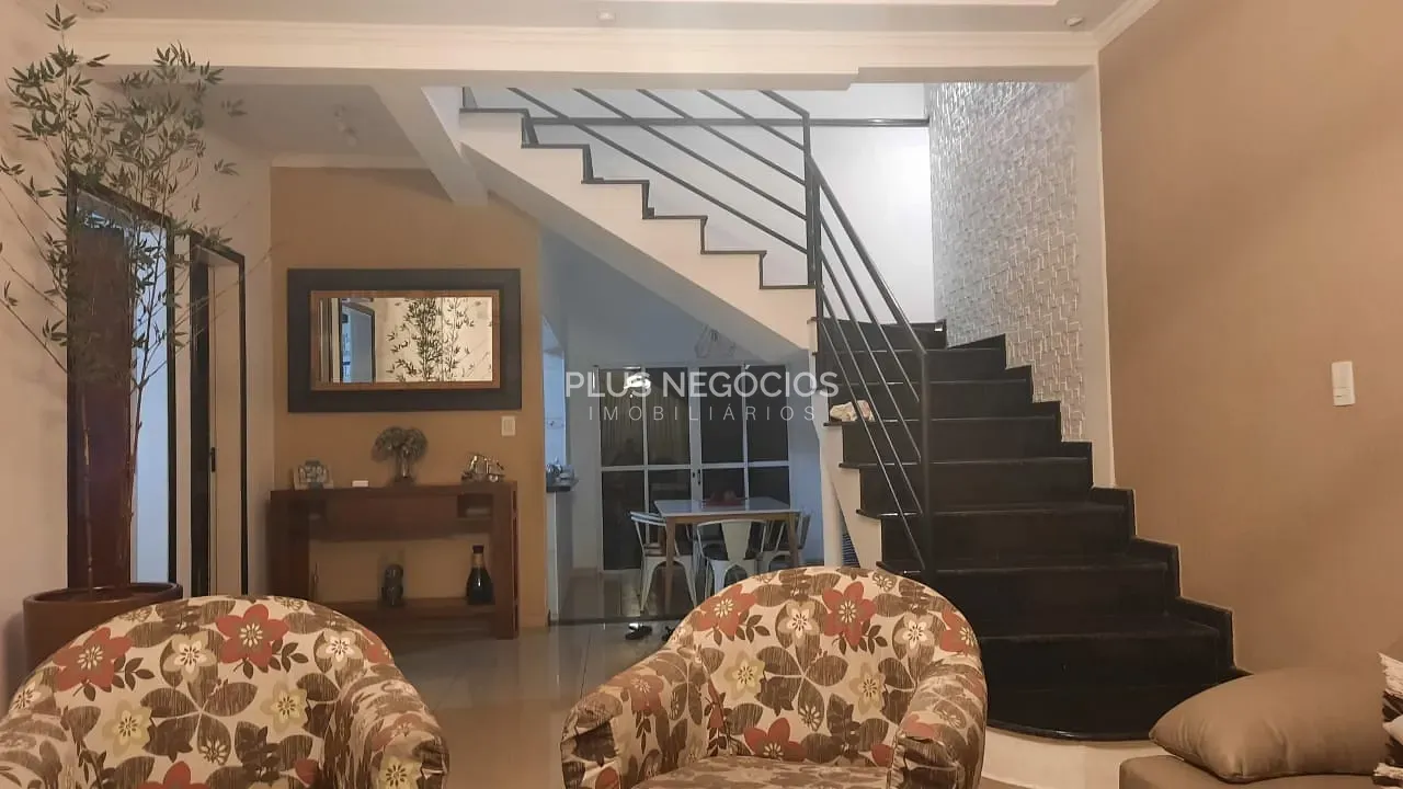 Casa, 3 quartos, 230 m² - Foto 5