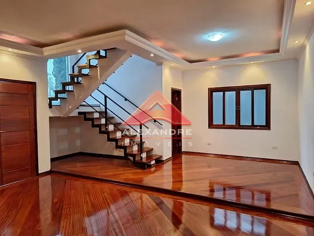 Casa com 250m² 3 quartos e 3 banheiros, à venda, no bairro Urbanova em São José dos Campos