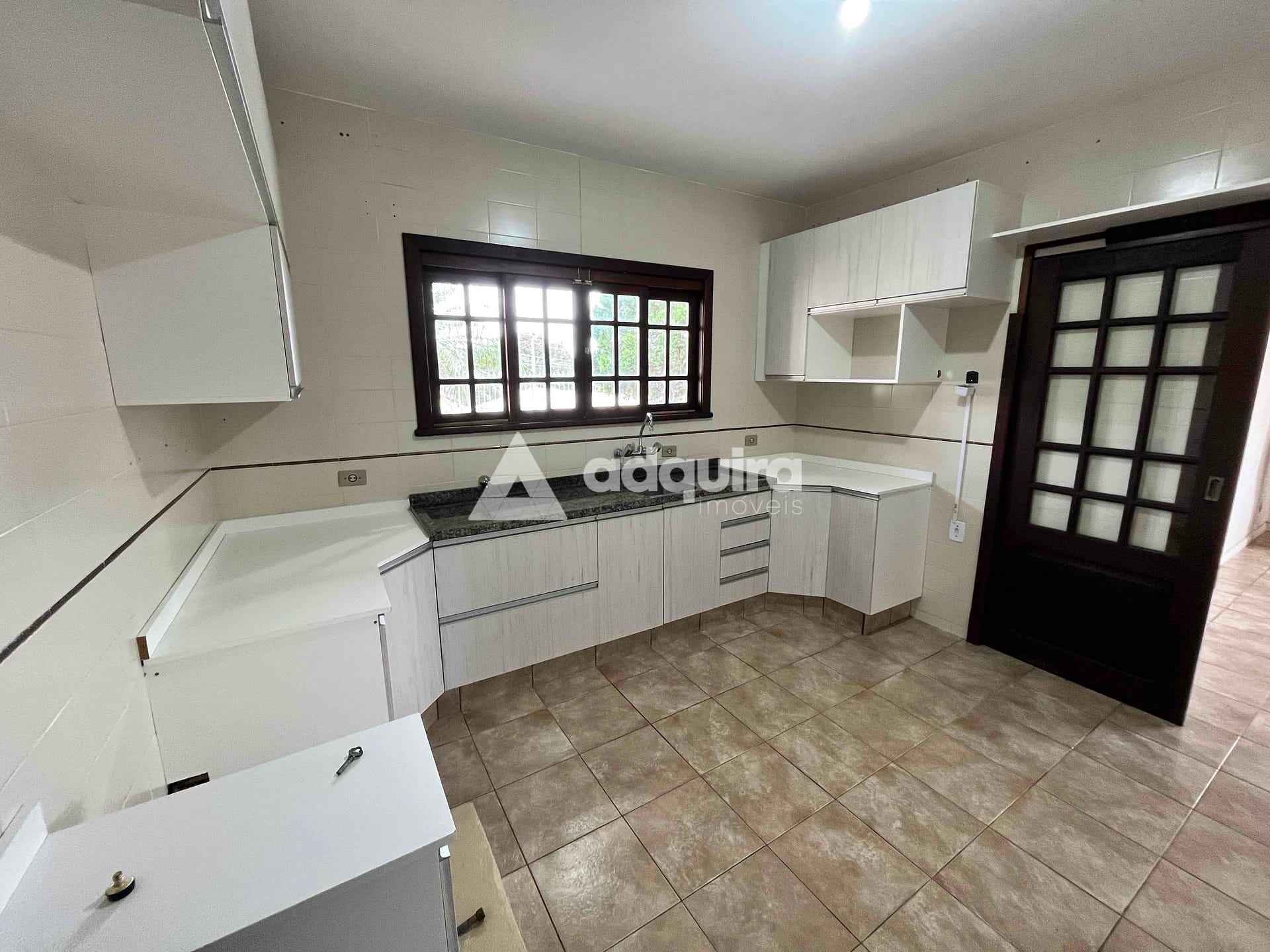 Casa à venda com 3 quartos, 202m² - Foto 6