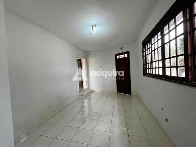 Casa com 462m² 3 quartos e 2 banheiros, à venda, no bairro Estrela em Ponta Grossa