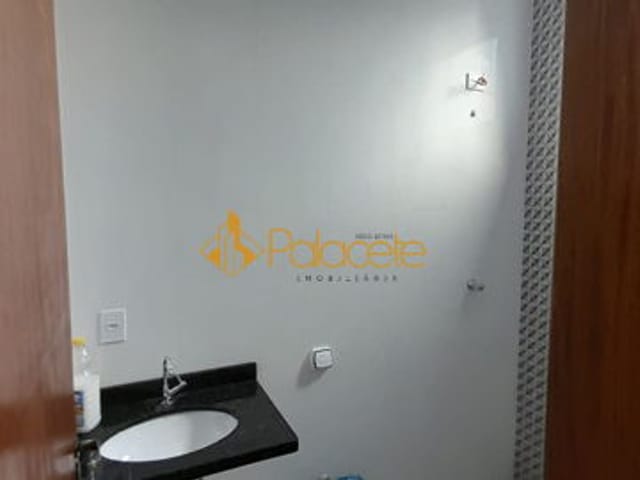 Casa com 152m², à venda, no bairro Areao em Taubaté