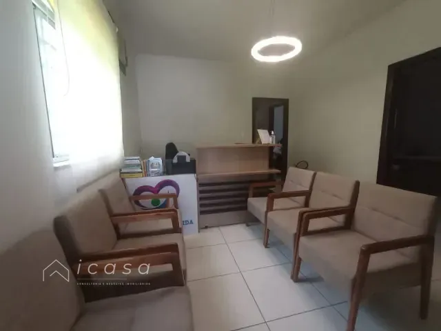 Casa com 234m² 3 quartos e 2 banheiros, à venda, no bairro Centro em Caçapava