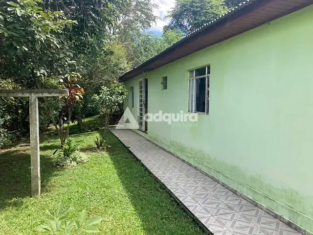 Casa com 323m² 2 quartos e 1 banheiro, à venda, no bairro Uvaranas em Ponta Grossa