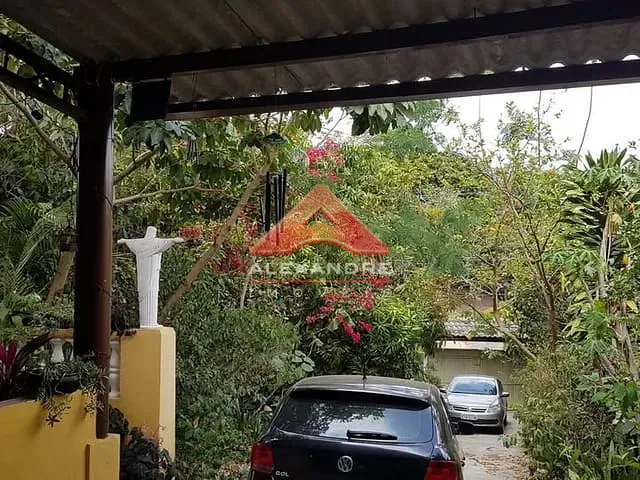 Casa com 595m² 3 quartos e 1 banheiro, à venda, no bairro Chácaras Pousada do Vale em São José dos Campos