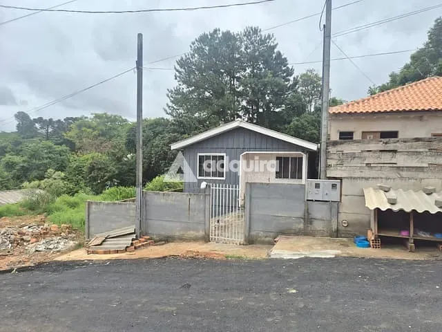 Casa com 225m² 2 quartos e 1 banheiro, à venda, no bairro Uvaranas em Ponta Grossa