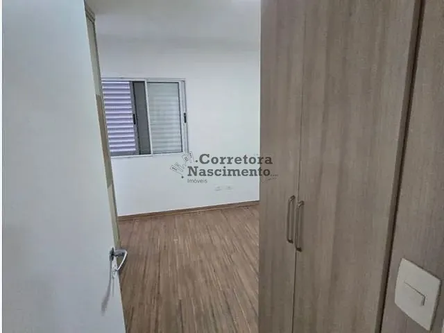 Casa com 140m² 3 quartos e 2 banheiros, para alugar, no bairro Villa Branca em Jacareí