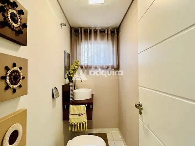 Casa com 446m² 4 quartos e 3 banheiros, à venda ou para alugar, no bairro Orfãs em Ponta Grossa