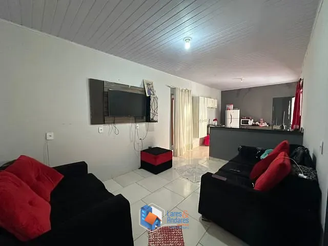 Casa com 260m² 2 quartos e 1 banheiro, à venda, no bairro Vila Dom Oscar Romero em Rondonópolis
