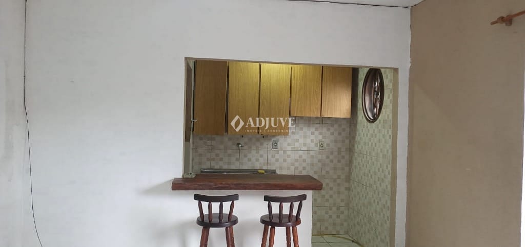 Casa à venda com 4 quartos, 90m² - Foto 16