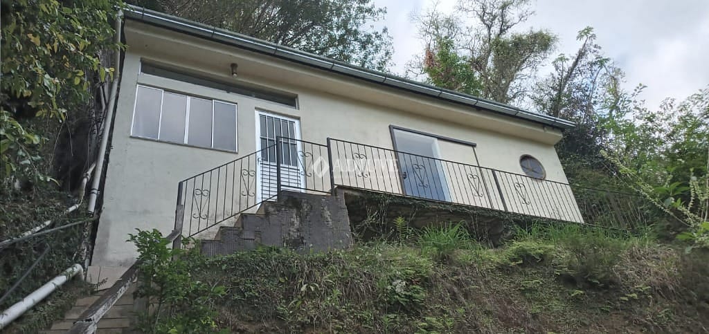 Casa à venda com 4 quartos, 90m² - Foto 13