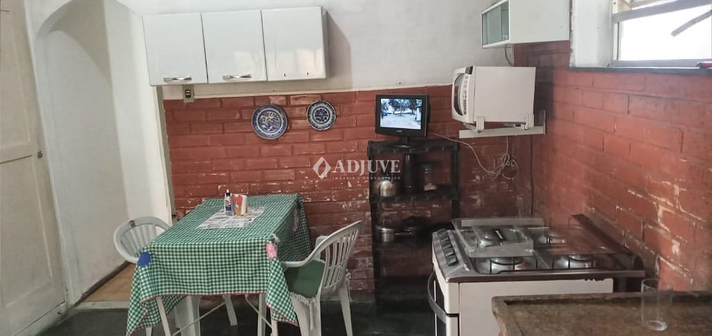 Casa à venda com 4 quartos, 90m² - Foto 7
