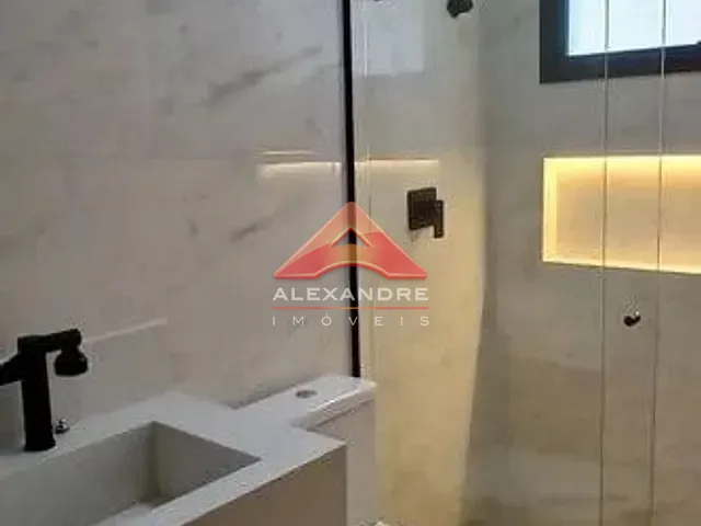 Casa com 260m² 3 quartos e 3 banheiros, à venda, no bairro Urbanova em São José dos Campos