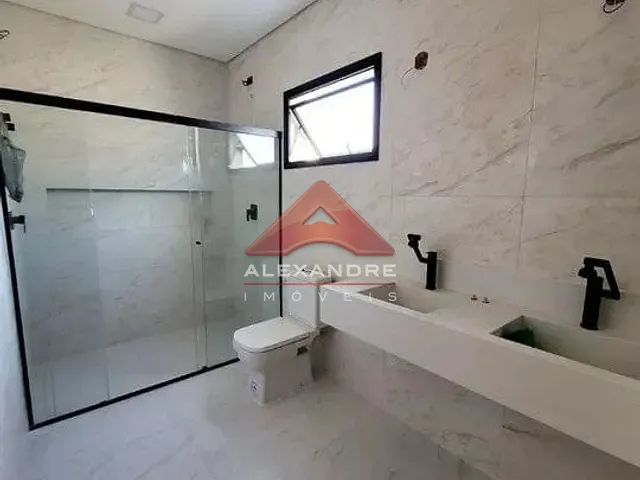 Casa com 260m² 3 quartos e 3 banheiros, à venda, no bairro Urbanova em São José dos Campos