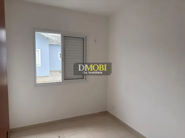 Casa com 60m² 2 quartos e 1 banheiro, à venda, no bairro Loteamento Vila Rica em Gravataí