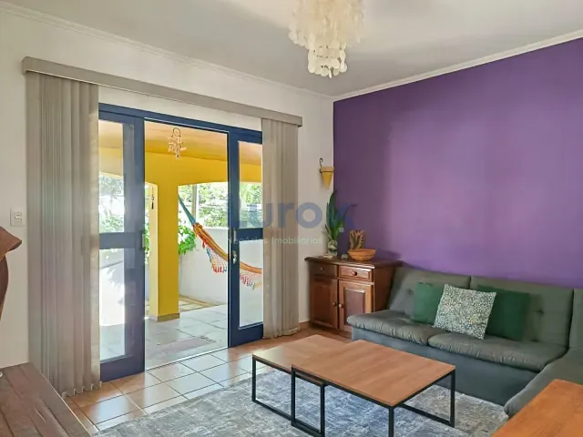 Casa com 300m² 2 quartos e 1 banheiro, à venda, no bairro Vila Santo Antônio em Valinhos