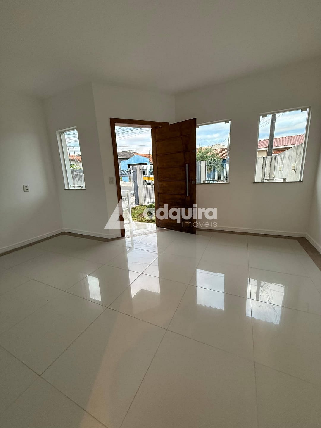 Casa à venda com 3 quartos, 140m² - Foto 3