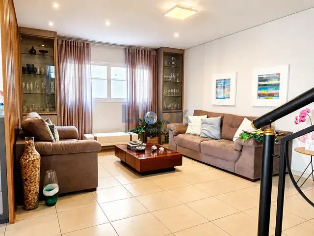 Casa com 375m² 4 quartos e 4 banheiros, à venda, no bairro Jardim Recanto em Valinhos