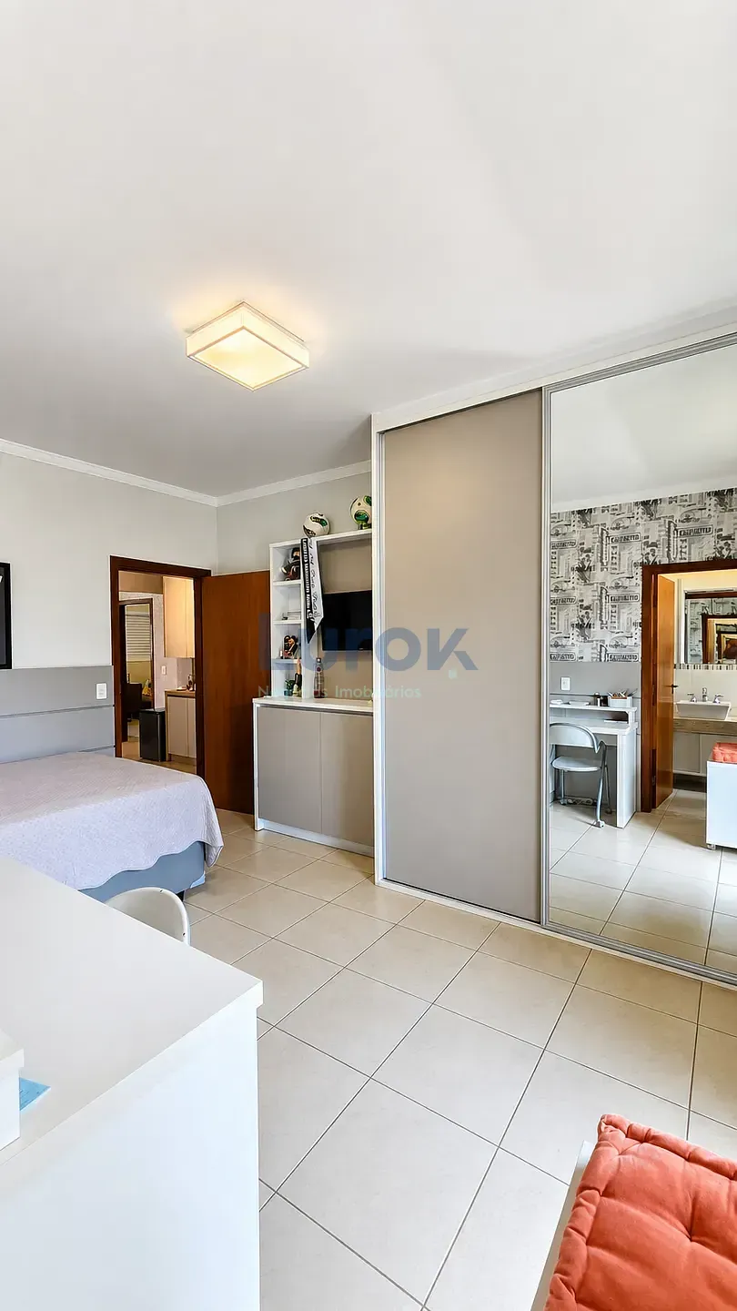 Casa, 4 quartos, 296 m² - Foto 17