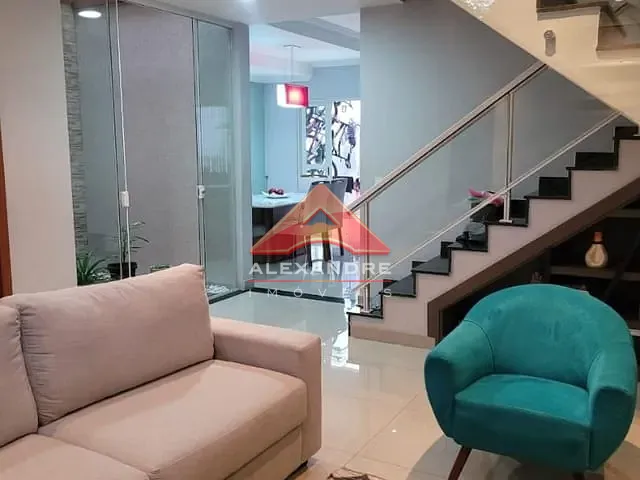 Casa com 159m² 3 quartos e 2 banheiros, à venda, no bairro Condomínio Vila Patrícia em São José dos Campos