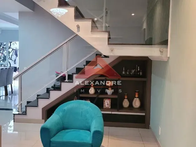 Casa com 159m² 3 quartos e 2 banheiros, à venda, no bairro Condomínio Vila Patrícia em São José dos Campos