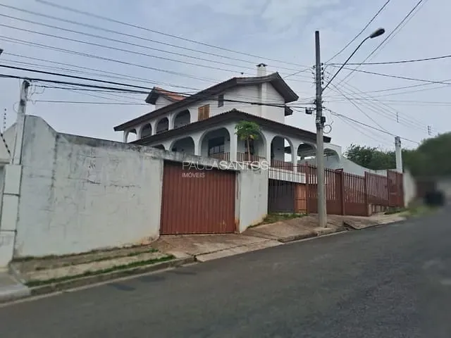 Casa com 720m² 4 quartos e 5 banheiros, à venda, no bairro Jardim Pagliato em Sorocaba