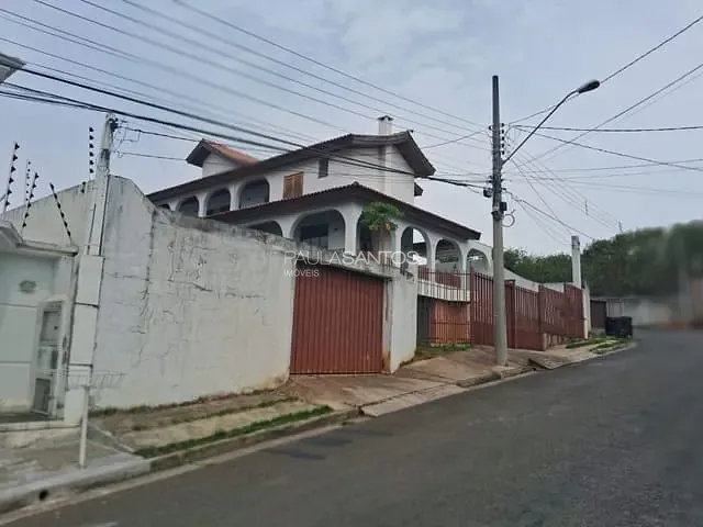Casa com 720m² 4 quartos e 5 banheiros, à venda, no bairro Jardim Pagliato em Sorocaba