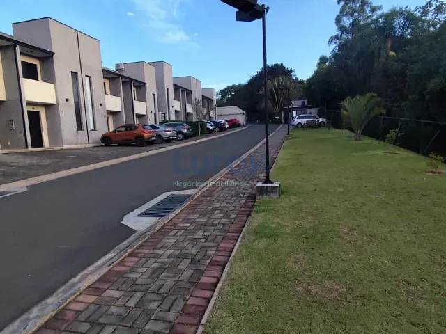 Casa com 179m² 2 quartos e 3 banheiros, à venda, no bairro Jardim Santa Helena em Valinhos