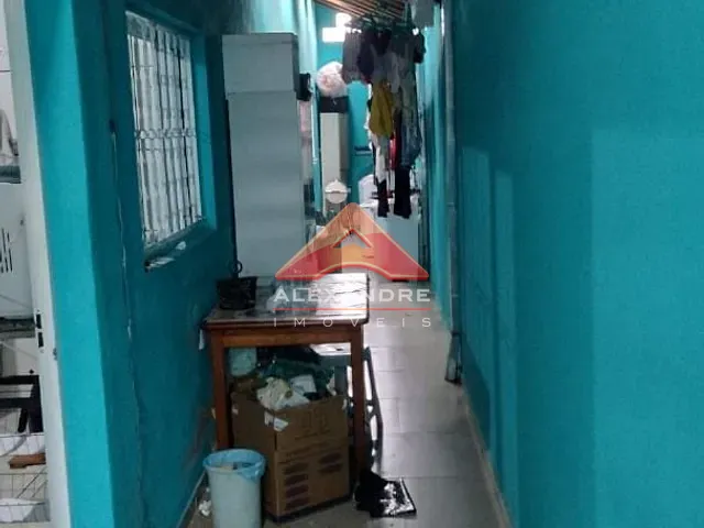 Casa com 125m² 3 quartos e 1 banheiro, à venda, no bairro Conjunto Residencial Galo Branco em São José dos Campos
