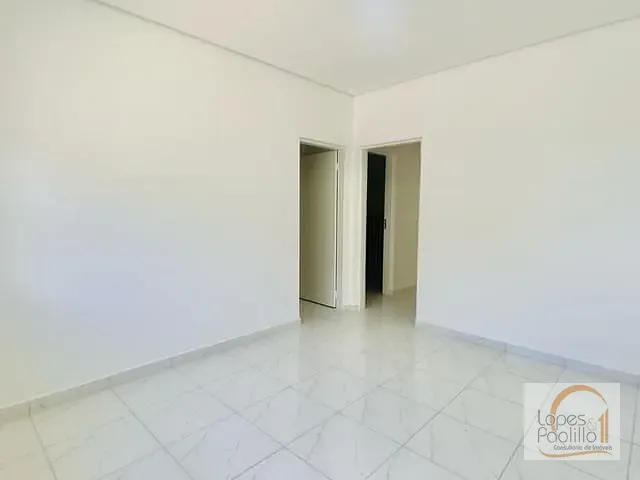 Casa com 176m² 3 quartos e 1 banheiro, à venda, no bairro Jardim Colonial em Atibaia