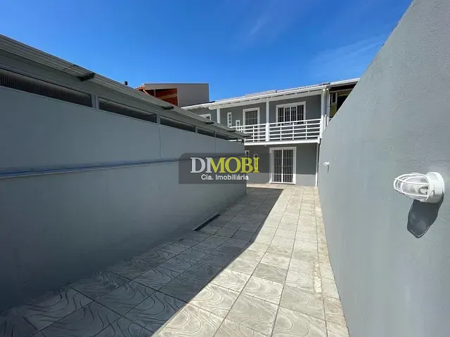 Casa com 250m² 3 quartos e 2 banheiros, à venda, no bairro Loteamento Jardim Timbaúva em Gravataí