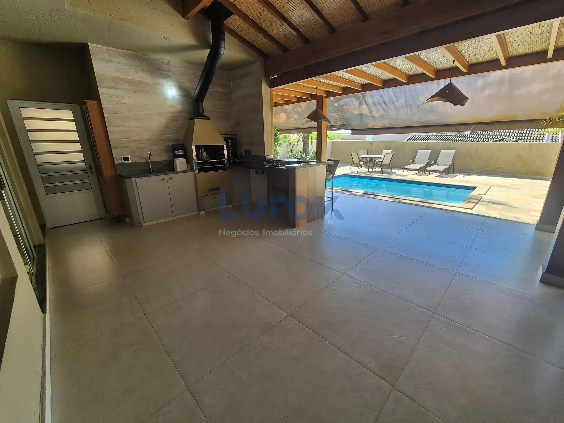 Casa, 3 quartos, 235 m² - Foto 30