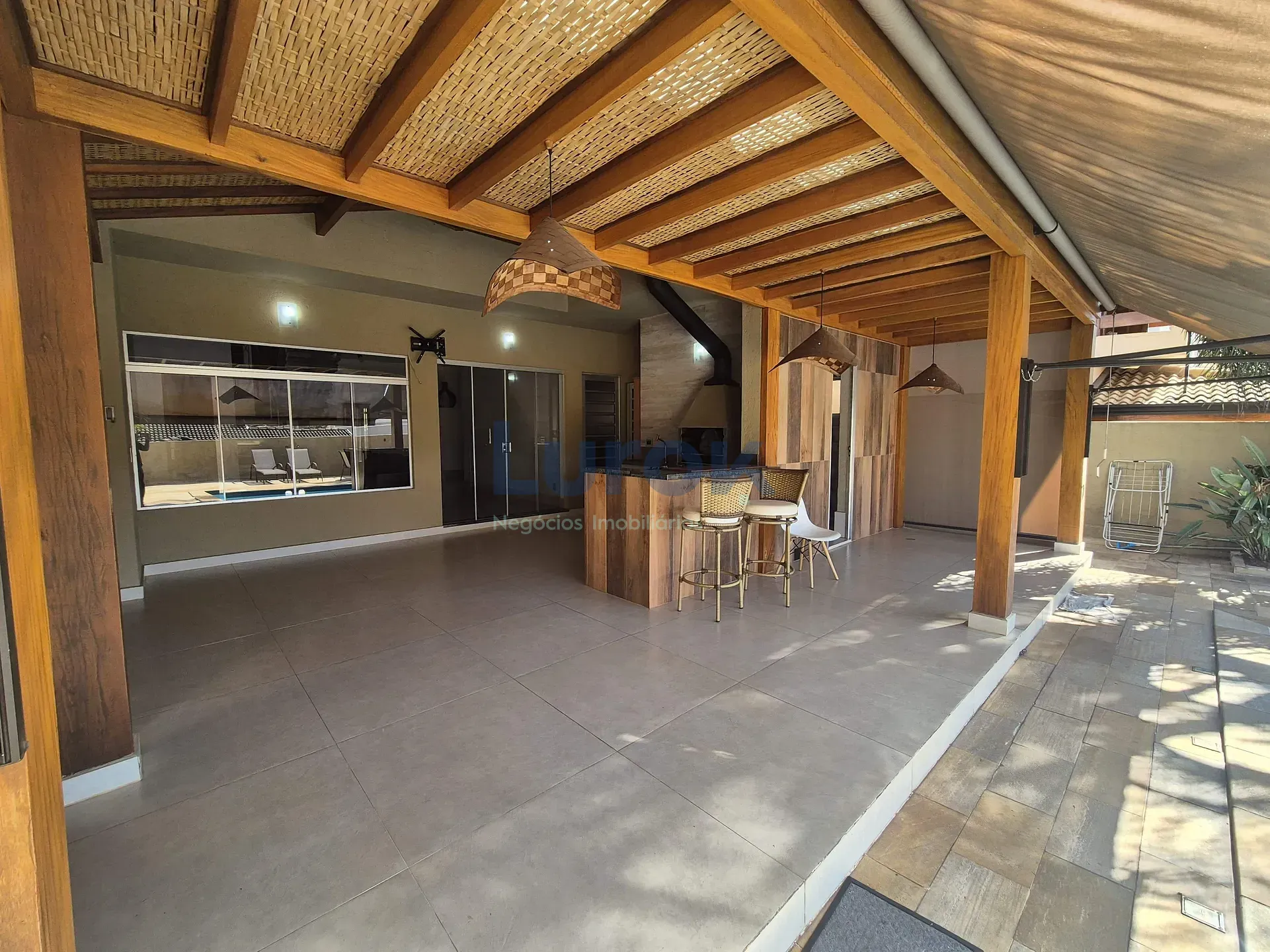 Casa, 3 quartos, 235 m² - Foto 34